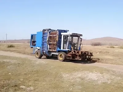 Bomba hidráulica y motor utilizados en la cosechadora de remolacha azucarera